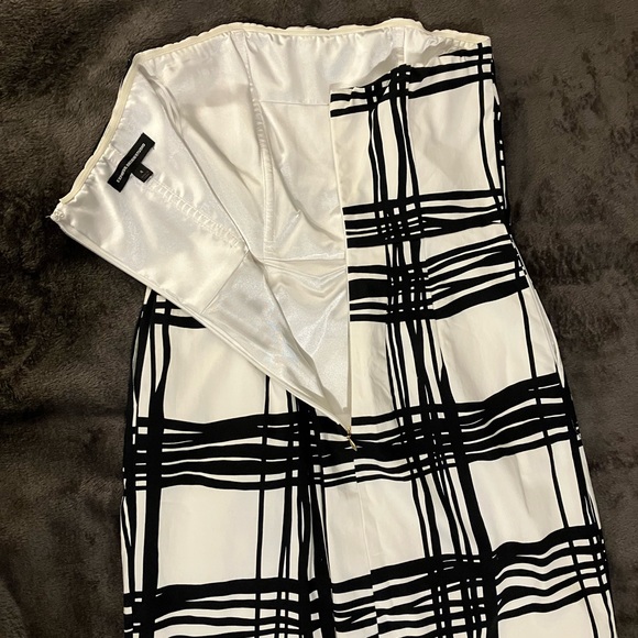 Express Strapless Black & White Dress - Picture 2 of 7